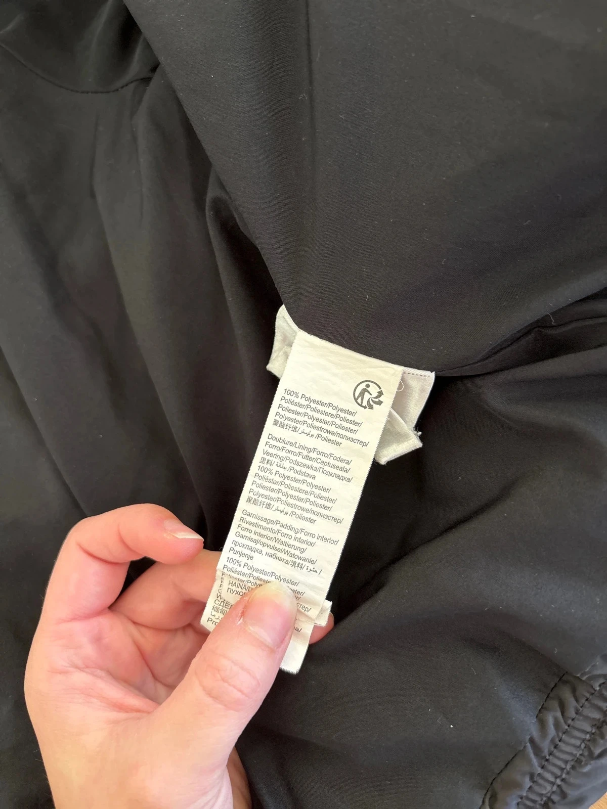 Black puffer jacket Kiabi size 10 years – photo 4